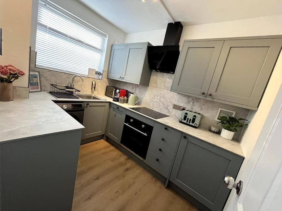 Central Beautiful Renovated Flat Incl Parking Oxford Kültér fotó