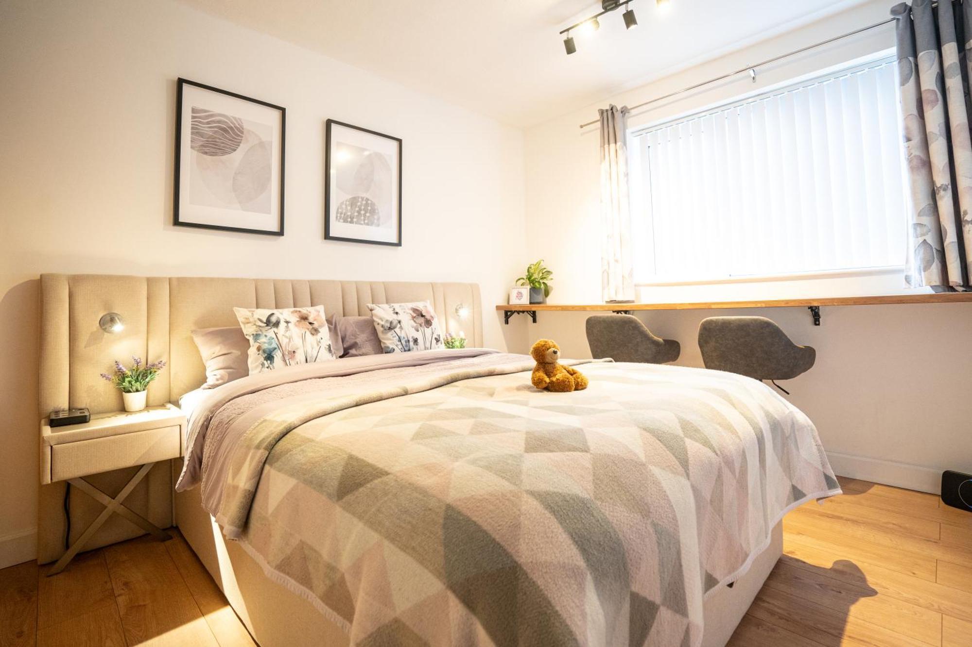 Central Beautiful Renovated Flat Incl Parking Oxford Kültér fotó